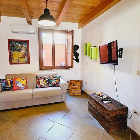 Porto San Paolo A 50 Mt Dal Mare 빌라 외부 사진